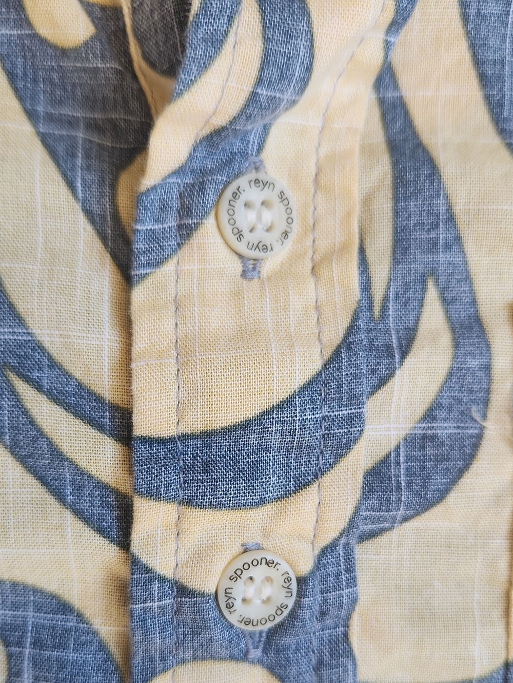 Boys Aloha Shirt (Reyn Spooner) - Picture 2 of 3